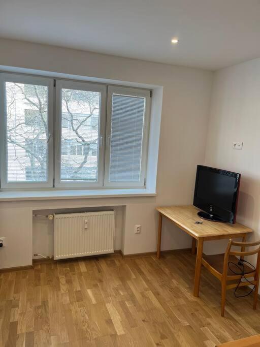 Brand New Apartment In The Heart Of Bratislava Eksteriør bilde