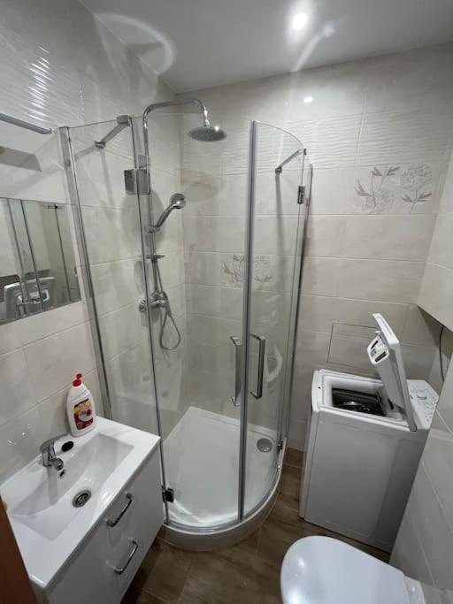 Brand New Apartment In The Heart Of Bratislava Eksteriør bilde