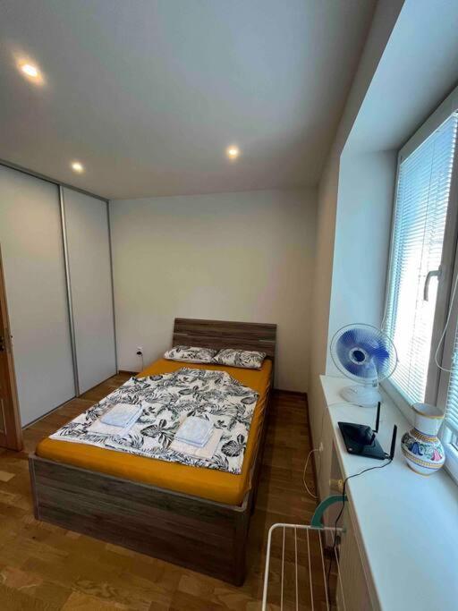 Brand New Apartment In The Heart Of Bratislava Eksteriør bilde